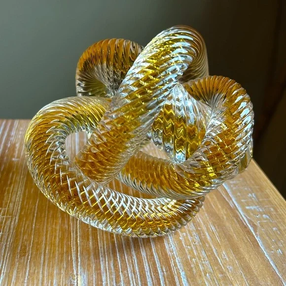 Fusion Z Studio Art Glass Nautical Hand Blown Rope Knot Sculpture Paperweight. - Picture 9 of 13